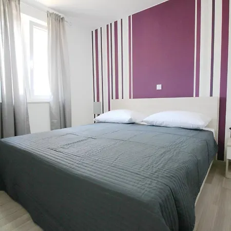 Gorica 1 בית הארחה באסקה