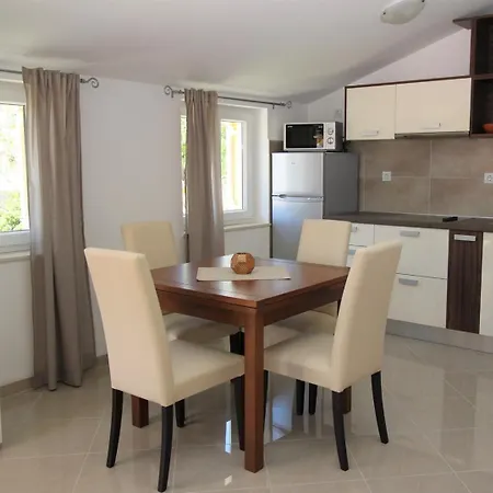 Guest house Gorica 1 Baska (Krk)