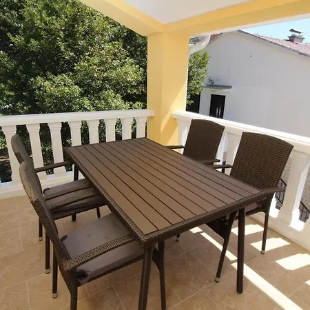 Gorica 1 4* Baska (Krk)