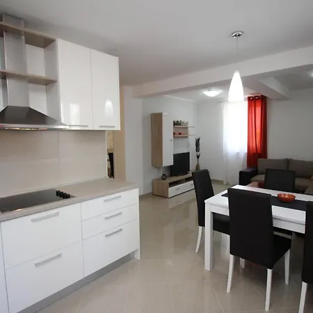 Guest house Gorica 1 4*