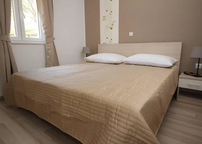 Pensjonat Gorica 1 Baška