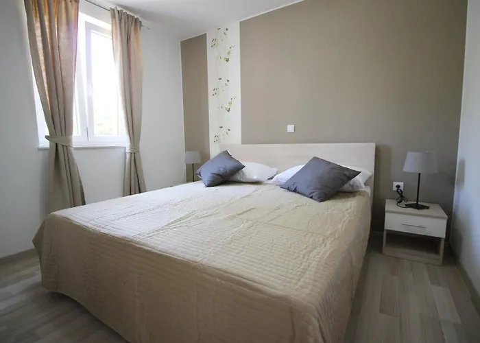 Gostinjska kuća Gorica 1 Baska (Krk)