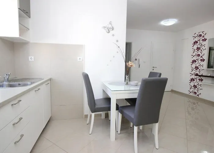 Gostinjska kuća Gorica 1 Baska (Krk)