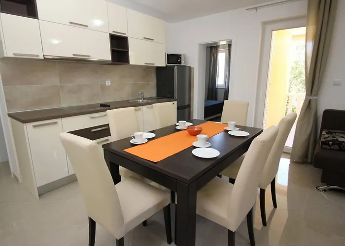 Gorica 1 4* Baska (Krk)